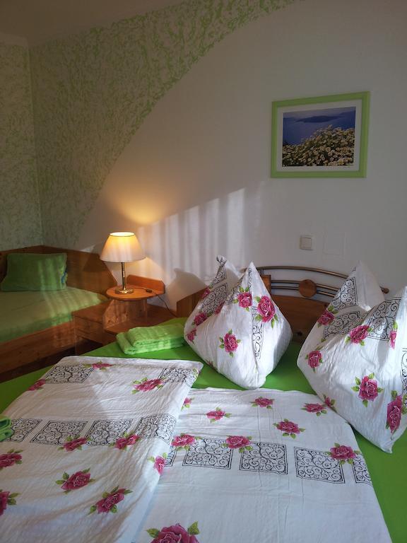 Ferienwohnung Anna Zechner Flattach Szoba fotó