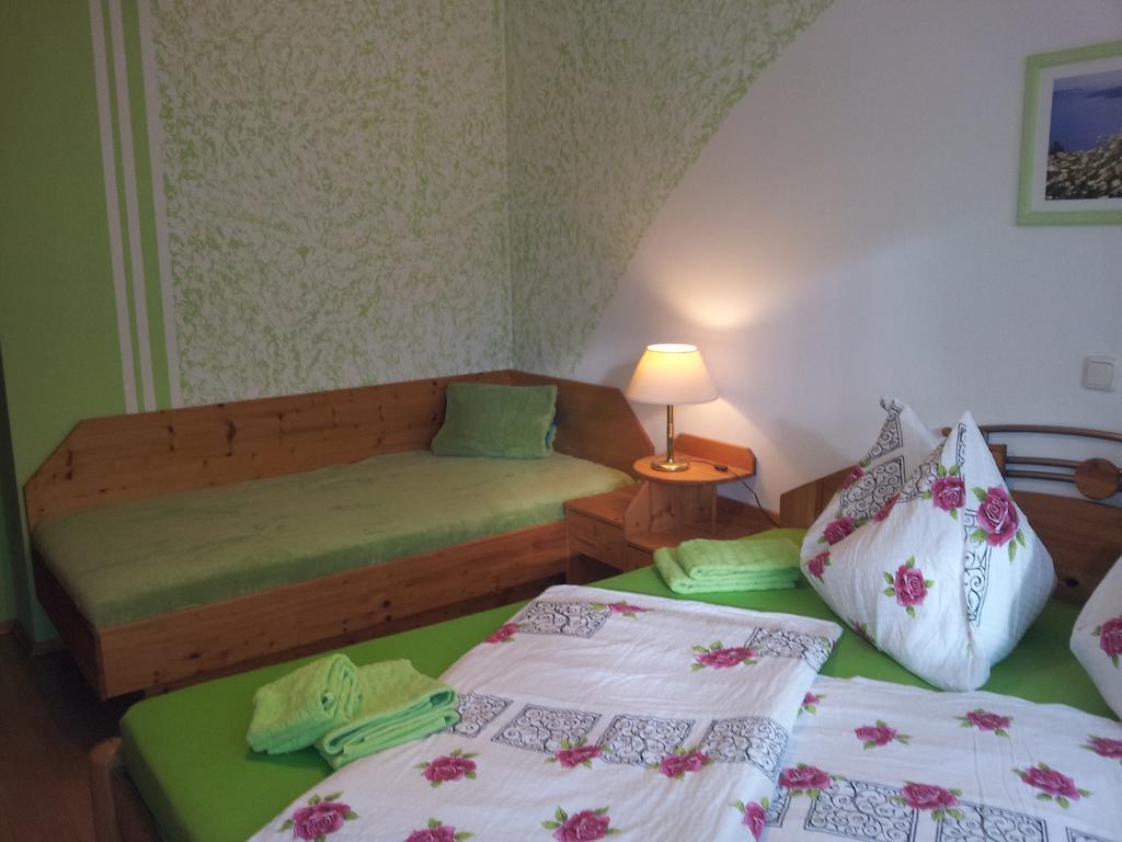 Ferienwohnung Anna Zechner Flattach Szoba fotó